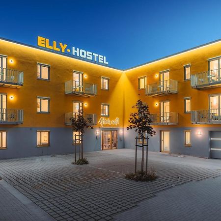 Elly Hostel 弗赖贝格 外观 照片