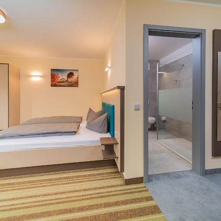Elly Hostel 弗赖贝格 外观 照片