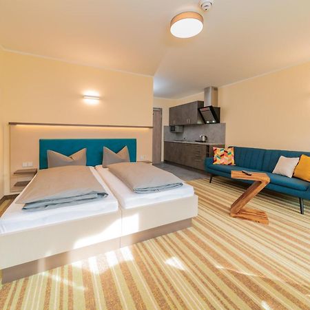 Elly Hostel 弗赖贝格 外观 照片