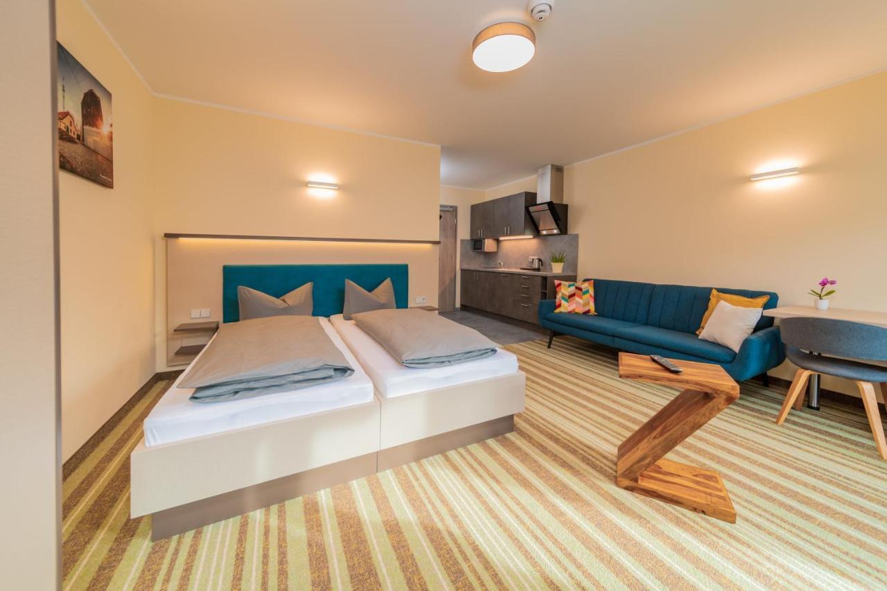 Elly Hostel 弗赖贝格 外观 照片