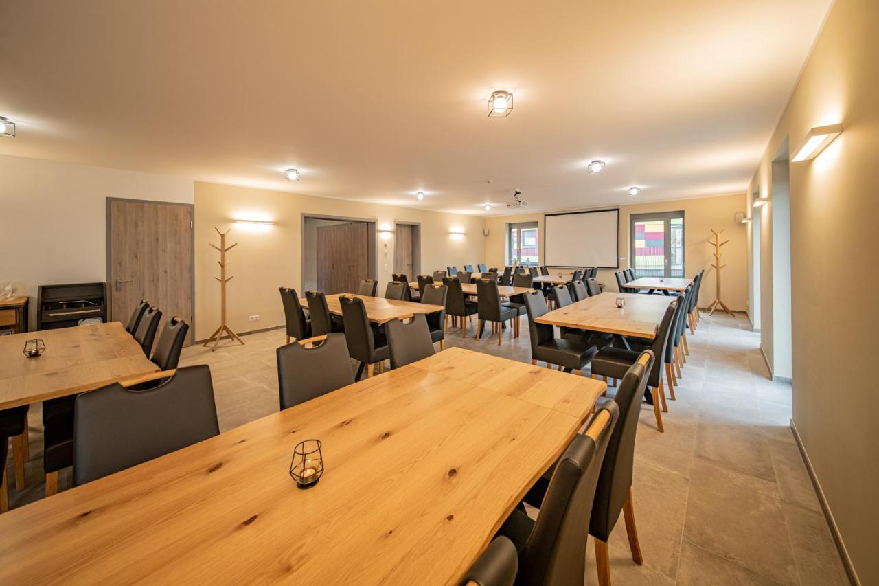 Elly Hostel 弗赖贝格 外观 照片