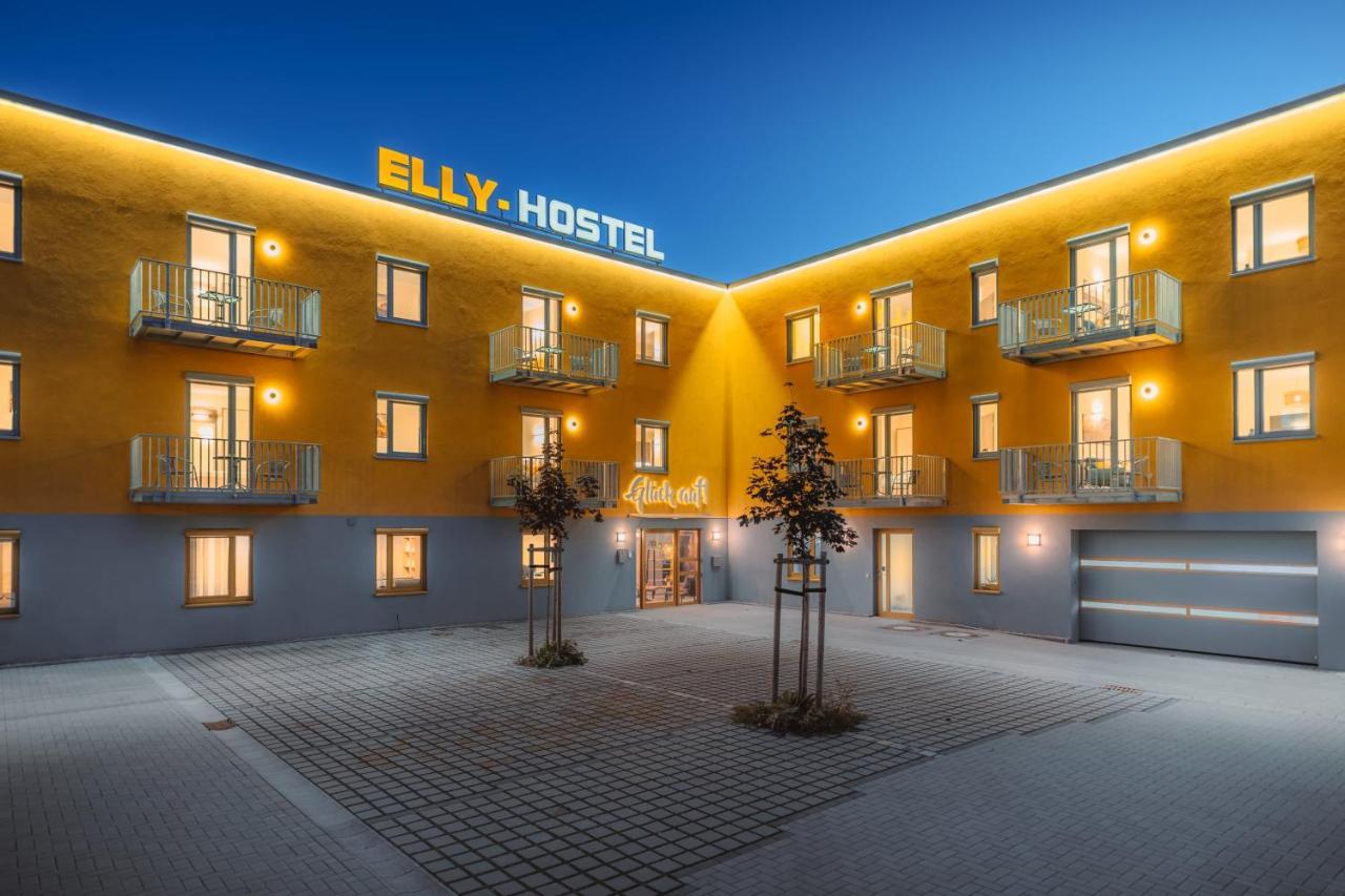 Elly Hostel 弗赖贝格 外观 照片
