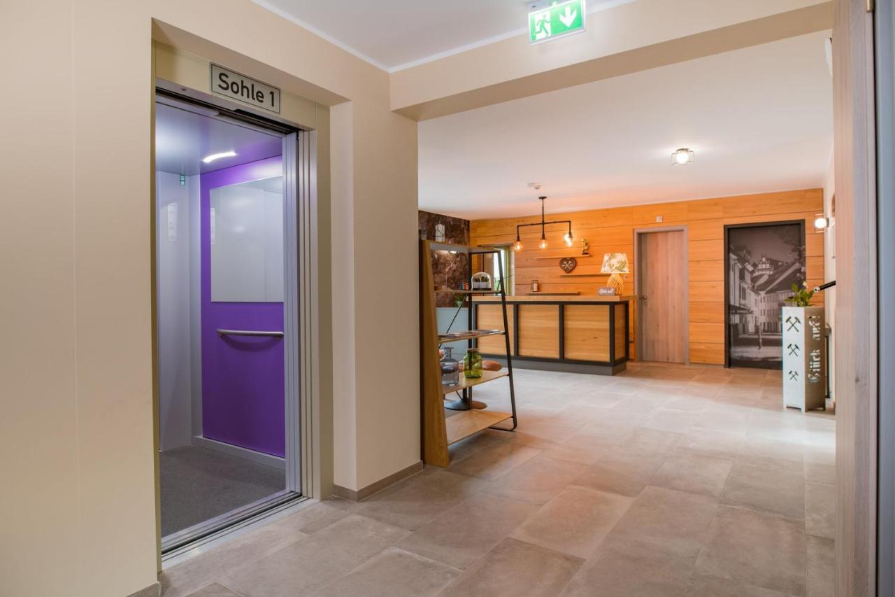 Elly Hostel 弗赖贝格 外观 照片
