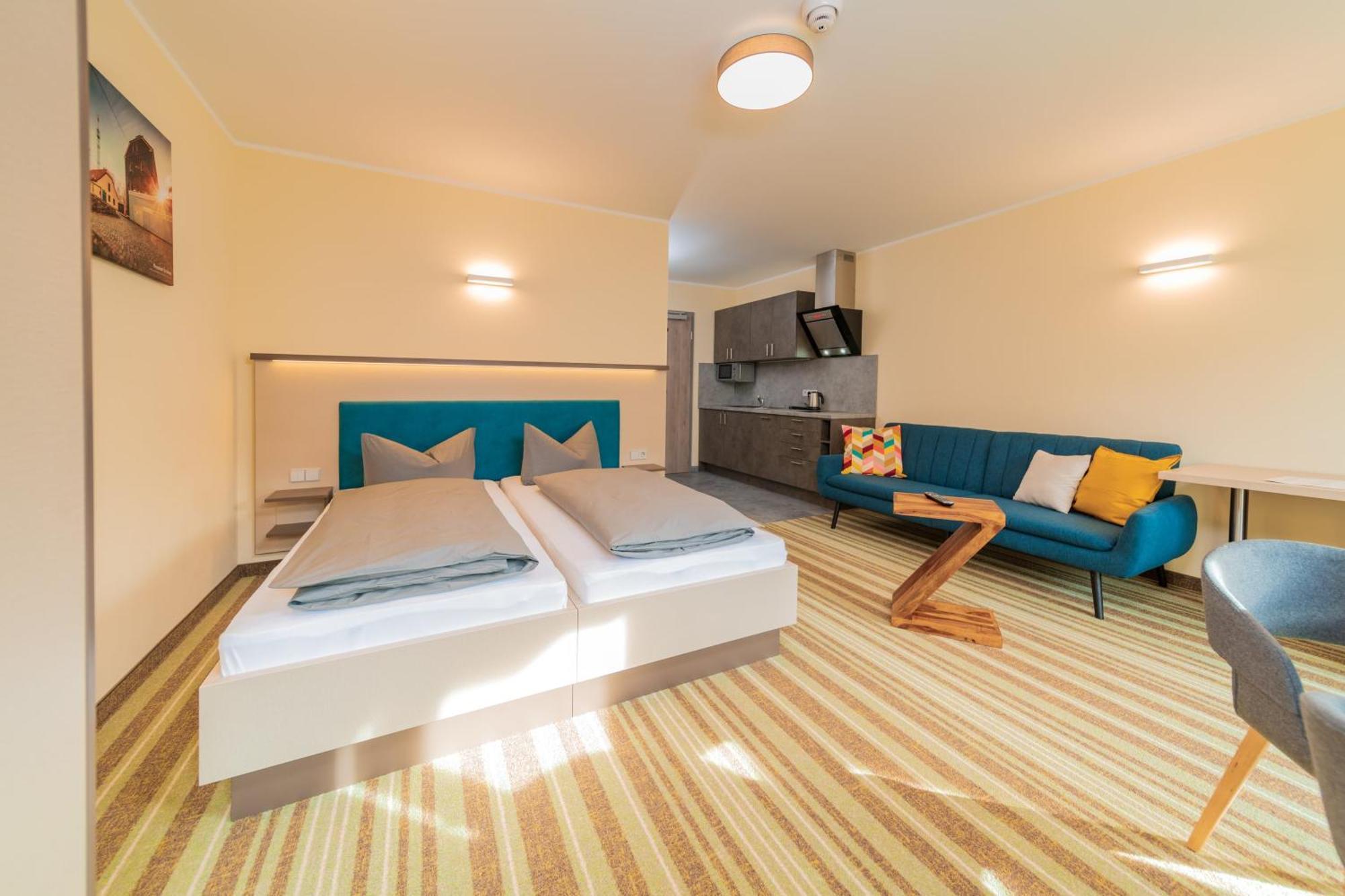 Elly Hostel 弗赖贝格 外观 照片