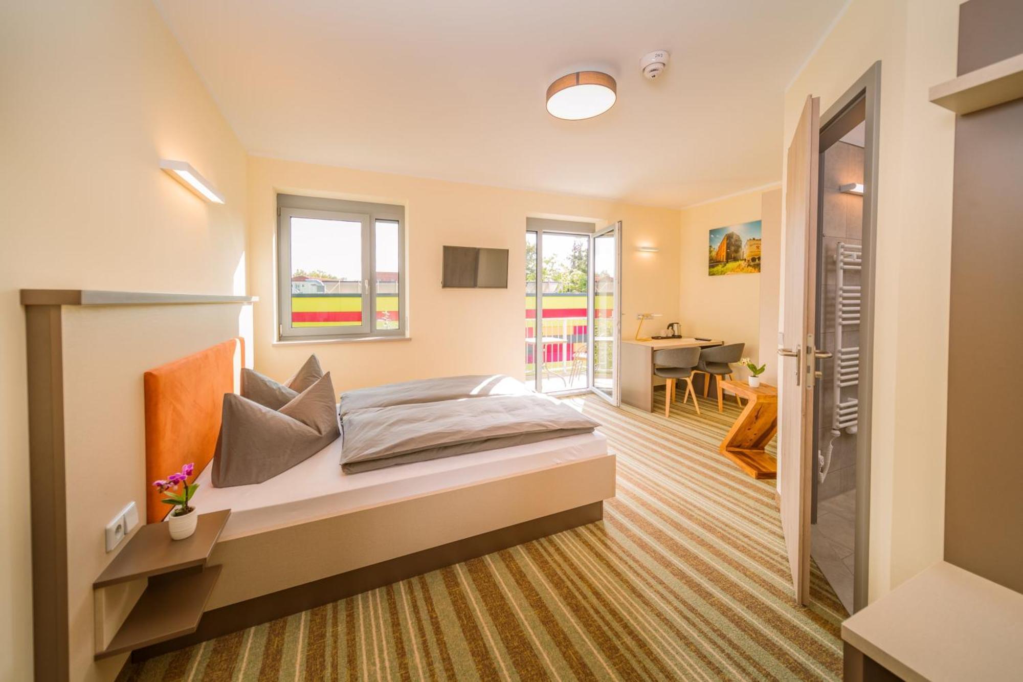 Elly Hostel 弗赖贝格 外观 照片